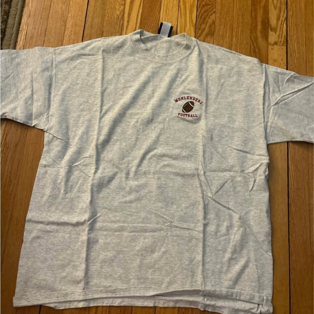 Vintage Oarsman 913 Muhlenberg College Football tee